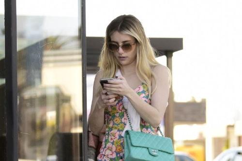 黑瓜网红吃料反差